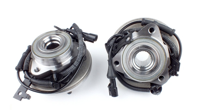 Radnabe vorne für FORD Explorer / Mountaineer 2006-2009 6L2Z1104A FD1011C OE z.Vergl.: 6L2Z1104A