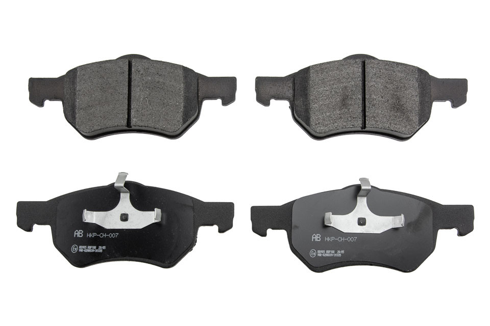 ALPHA BRAKES BREMSBELÄGE VORDERACHSE passend für CHRYSLER VOYAGER 00-, TOWN&COUNTRY 00-, DODGE CARAVAN 00- /FELGE 16/