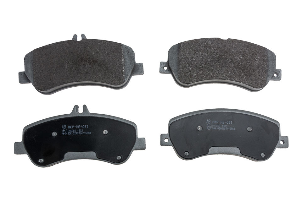 ALPHA BRAKES BREMSBELÄGE VORDERACHSE passend für MERCEDES E (C207, A207), GLK (X204) 2.0-4.7 06.08-