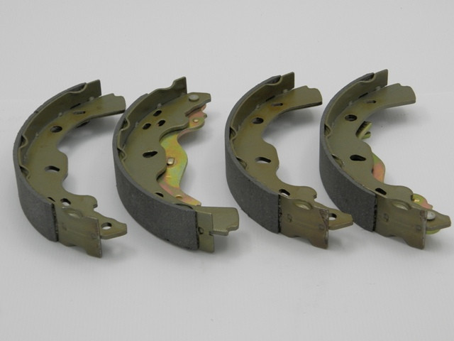 ALPHA BRAKES BREMSBACKENSATZ passend für SUZUKI SX4 06-, FIAT SEDICI 06-