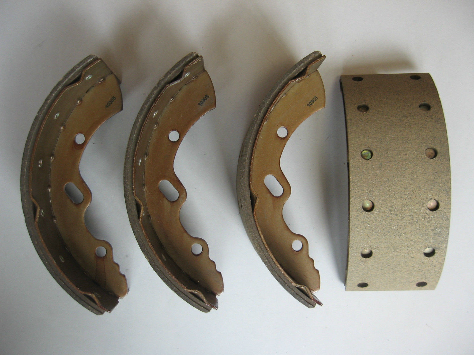 Bremsbackensatz hintere oder vordere achse für Mitsubishi canter fe649, fe659 oe: mk326854