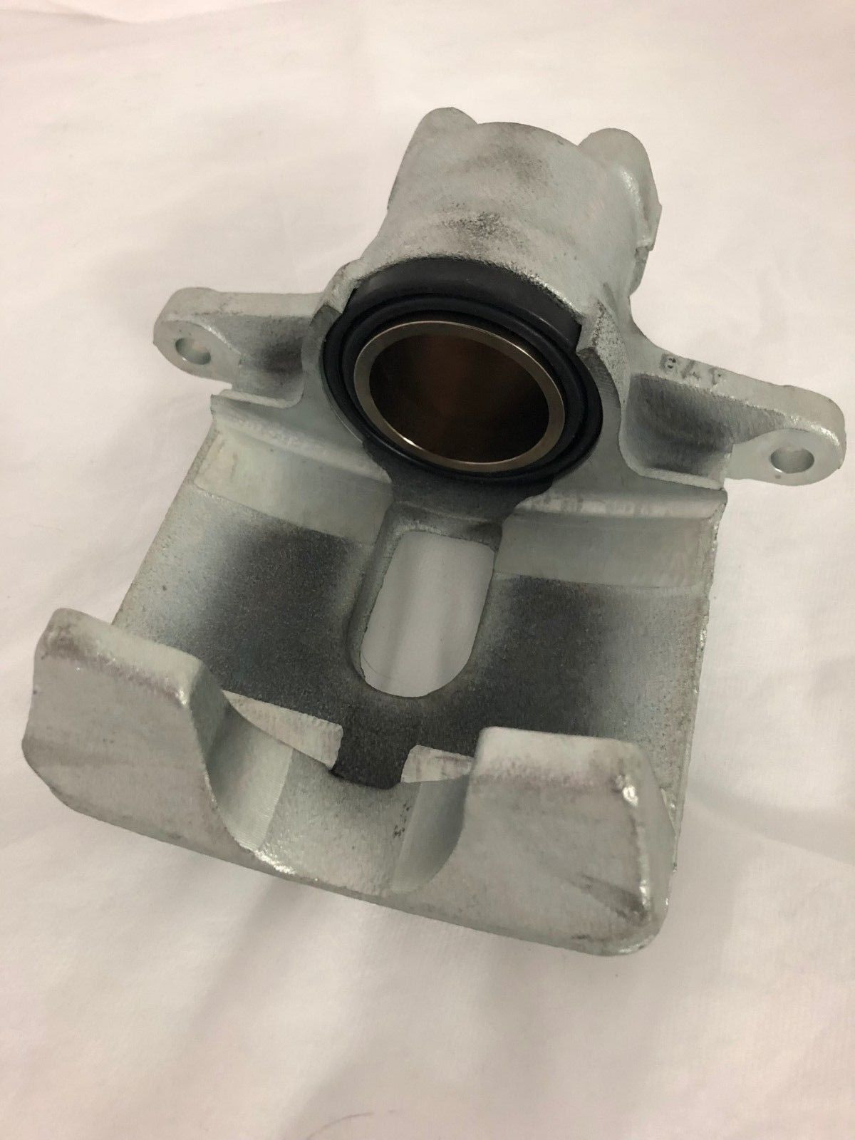 Neu bremssattel vorne links für Mitsubishi canter fuso 75 (7c18d) oem: mk500490