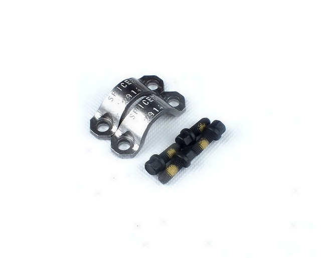 Klemme, Kreuzgelenkfassung 27 für SPICER OB1310-1-SP 2 x Klemme + 4 Bolzen, Serie 1310, 1330