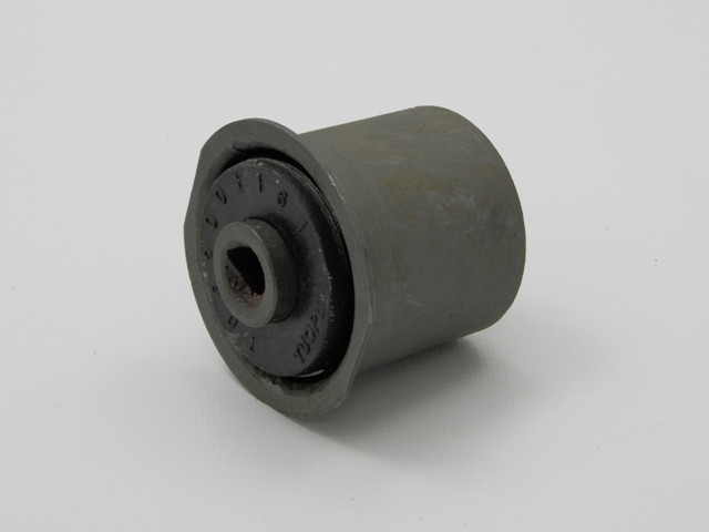 BUCHSE QUERLENKER passend für JEEP CHEROKEE 84-01 /VORNE, UNTERE/