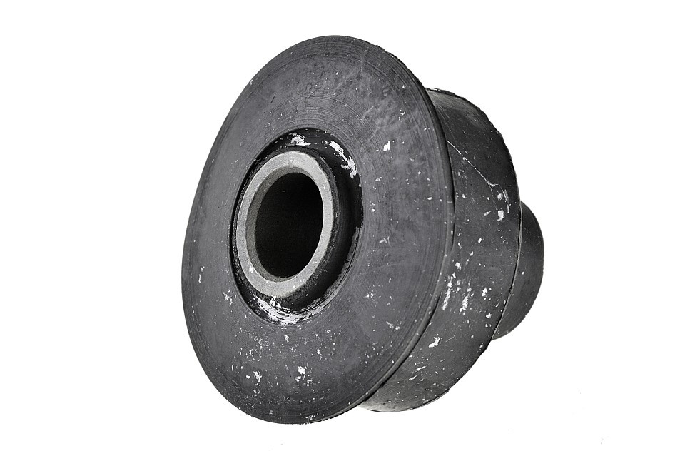 BUCHSE, RAHMEN/ BUCHSE FÜR MOTORLAGER passend für MITSUBISHI GALANT E55 92-96 /VORN/