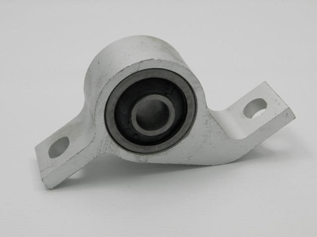 BUCHSE QUERLENKER passend für SUBARU FORESTER S10/S11 96-07, IMPREZA G10 92-02, LEGACY B10/B11/B12 89-03 /HINTERE, VORNE QUERLENKER, UNTER RECHTS/