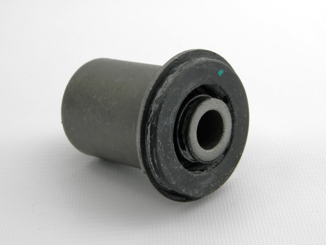 BUCHSE QUERLENKER passend für SUZUKI GRAND VITARA 05-, NISSAN CABSTAR F24M 06- /VORNE, UNTERE/
