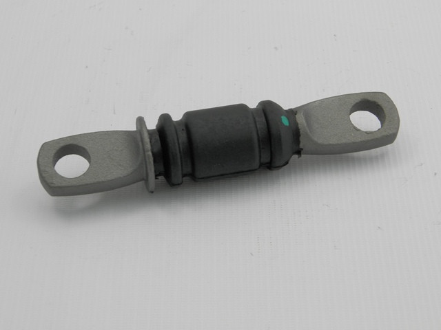 BUCHSE QUERLENKER passend für TOYOTA PREVIA 00-, HIGHLANDER 00-, CAMRY 01-, LEXUS RX300/350/400 03-, /VORNE, VORNE QUERLENKER/