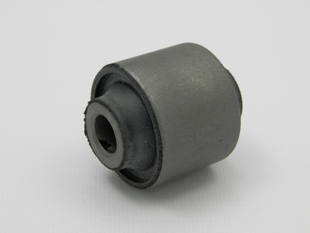 STANGEN BUCHSE passend für CHEVROLET EPICA V200/V250 03-06-, EVANDA V200 03-06 /HINTEN/