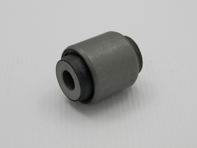 BUCHSE QUERLENKER passend für MITSUBISHI GALANT 92-03, GALANT USA 96-03 /OBERE HINTER/