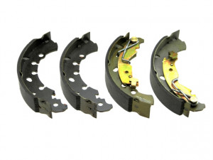 ALPHA BRAKES BREMSBACKENSATZ passend für FIAT GRANDE PUNTO 05-,PANDA 12-, CORSA D, QUBO 12- /ŚREDNICA 203MM/