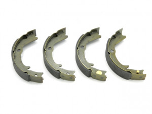 ALPHA BRAKES BREMSBACKENSATZ, FESTSTELLBREMSE passend für MITSUBISHI OUTLANDER I/II 03-, LANCER 03-, GALANT 92-