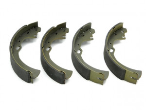 ALPHA BRAKES BREMSBACKENSATZ passend für NISSAN TERRANO I 2.4,2.7TD 87-, PATHFINDER 88-95, TRADE -98, URVAN 86-