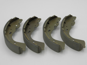ALPHA BRAKES BREMSBACKENSATZ passend für NISSAN NAVARA 11-, FORD RANGER 11-