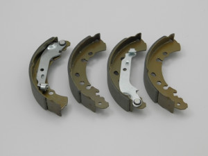 ALPHA BRAKES BREMSBACKENSATZ passend für TOYOTA YARIS FR 05-