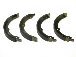 ALPHA BRAKES BREMSBACKENSATZ, FESTSTELLBREMSE passend für TOYOTA LANDCRUISER 200 08-
