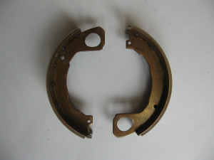 Bremsbackensatz handbremse für Mitsubishi fuso canter oem: mk501035