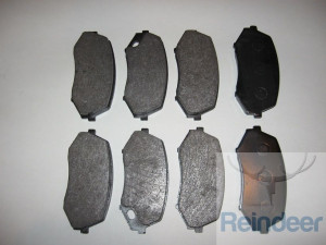 Bremsbelagsatz Bremsbeläge 8 Stück vorderachse für Mitsubishi canter fb83b oem: mk528944