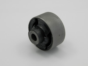 BUCHSE, GUMMI-METAL passend für HONDA CIVIC EU/EP/ES 01-,FD 06-12,CR-V 01-06,FR-V 04-09,ELEMENT 03-05,STREAM 00-06 /QUERLENKER VORN, UNTEN/