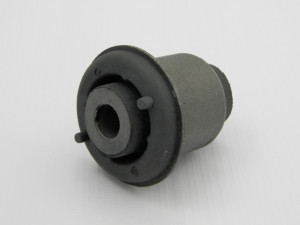 BUCHSE, GUMMI-METAL passend für HONDA ACCORD CL/CM/CN 02-, CU 08- /QUERLENKER VORN, UNTEN KLEIN/