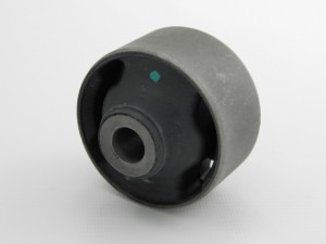 BUCHSE QUERLENKER passend für KIA SPORTAGE 04-10, RIO 05-, HYUNDAI TUCSON 04-10, ACCENT 05- /VORNE, UNTERE/