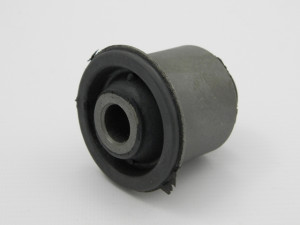 BUCHSE QUERLENKER passend für NISSAN NAVARA D40M 05-, PATHFINDER R51M 05- /VORNE OBEN/