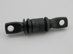 BUCHSE, GUMMI-METAL passend für TOYOTA CAMRY 91-01 /VORNE, VORNE UNTERE QUERLENKER/