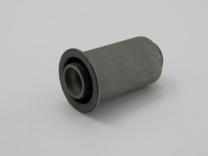 BUCHSE, GUMMI-METAL passend für TOYOTA LAND CRUISER 100 98-, LEXUS LX470 98-