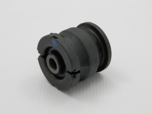 BUCHSE QUERLENKER passend für LEXUS IS200/300 99-05 /OBERE/