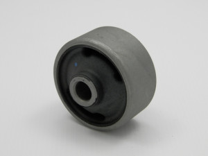 BUCHSE QUERLENKER passend für FORD MONDEO III BY4/B5Y 00-07 /HINTEN, UNTEN, ENTLANG/
