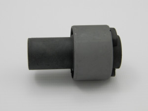 NOK BUCHSE QUERLENKER passend für MAZDA 323 BG 89-94, 626 GE 91-97 /QUER/